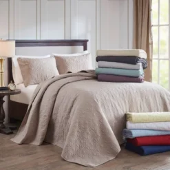 Vancouver Reversible Bedspread Set - Madison Park -Madison Park Shop GUEST 04556ffc 5498 49da b6e3 5a6d08f7b592