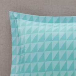 Queen 8pc Zuri Reversible Complete Bed Set Includes Sheets - Aqua -Madison Park Shop GUEST 0652b8f9 54aa 400f 892c 34aaa411522e