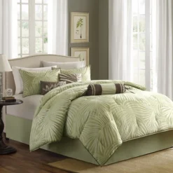 Key West 7 Piece Jacquard Comforter Set -Madison Park Shop GUEST 07d5c362 e766 4acc bd36 8e21cbe684ea