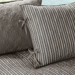 Vancouver Daybed Cover Set -Madison Park Shop GUEST 0d4a29af d3c7 4835 918a 72986300c47f