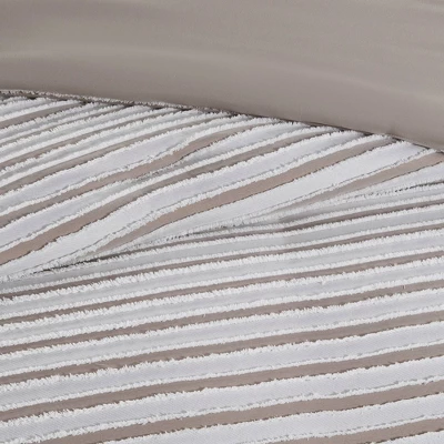 Madison Park 5pc River Clipped Jacquard Comforter Bedding Set With Throw Pillows Off-White 5 Madison Park 5pc River Clipped Jacquard Comforter Bedding Set With Throw Pillows Off-White - Image 5