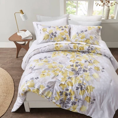 Madison Park Karissa Comforter Set With Bed Sheets Yellow 6 Madison Park Karissa Comforter Set With Bed Sheets Yellow - Image 6