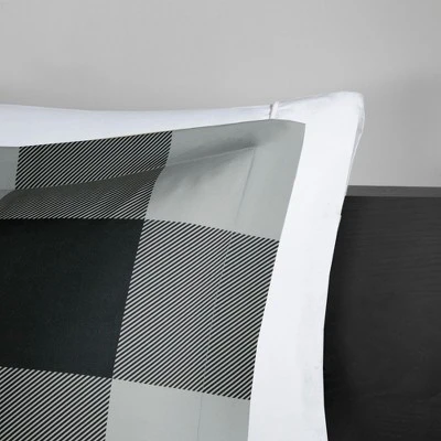 Brooks 3M Scotchgard Down Alternative Comforter Mini Set 2 Brooks 3M Scotchgard Down Alternative Comforter Mini Set - Image 2