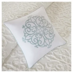 4pc Amber Tufted Cotton Chenille Comforter Set -Madison Park Shop GUEST 8b759a20 b736 4de3 8f42 8d4510fa6236