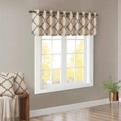 18"x50" Sereno Fretwork Print Valance