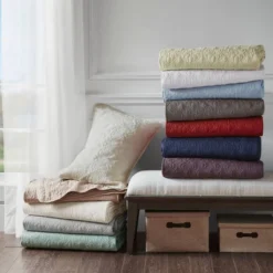 Vancouver Reversible Bedspread Set - Madison Park -Madison Park Shop GUEST ad8ba82d 77af 4d04 9ebd 1f5f75df8d5b