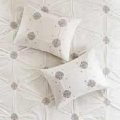 Alicia Cotton Comforter Set -Madison Park Shop GUEST b507fafe 2c6f 4819 942f 19ca2ea48f9b