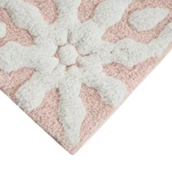 Tunisia Medallion Cotton Tufted Bath Rug -Madison Park Shop GUEST e60bf1ba 52d7 4264 b5ac 90d2836ad16c