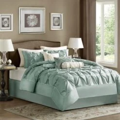 Madison Park MP10-640 Laurel 7 Piece Comforter Set; Queen - King