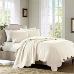 Madison Park MP13-1035 Tuscany 3 Piece Coverlet Set; Ivory - Full & Queen
