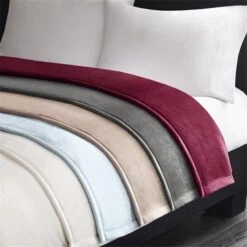 Madison Park MP51-1711 Ultra Premium Plush Blanket; Grey - Full & Queen