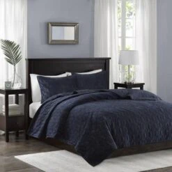 Madison Park MP13-3303 Harper Velvet 3 Piece Coverlet Set; Full & Queen - Navy