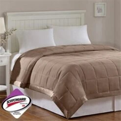 Windom Microfiber Down Alternative Blanket, Brown -Twin